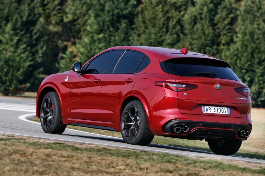  Alfa Romeo Stelvio Quadrifoglio (949) 2017 года  (WW) (фото 22 из 51)
